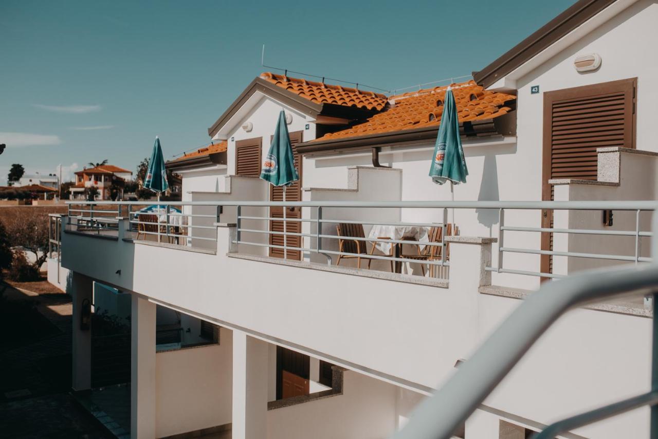 Resort Zatisje Savudrija Buitenkant foto
