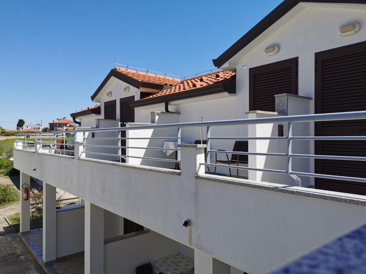 Resort Zatisje Savudrija Buitenkant foto